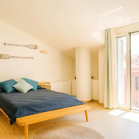 Daire Mobydick, Central, Walk To The Beach, Private Parking *