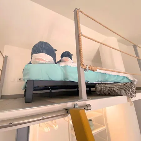 Mobydick, Central, Walk To The Beach, Private Parking