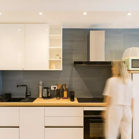 Mobydick, Central, Walk To The Beach, Private Parking Appartement *