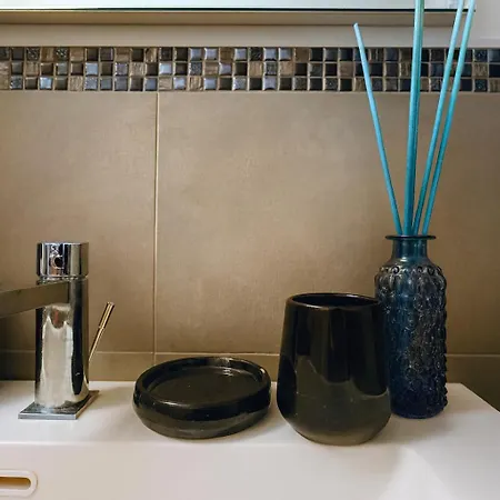 Mobydick, Central, Walk To The Beach, Private Parking דירה אימפריה