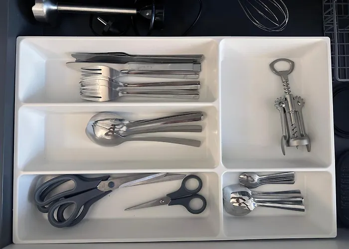 Mobydick, Central, Walk To The Beach, Private Parking Imperia