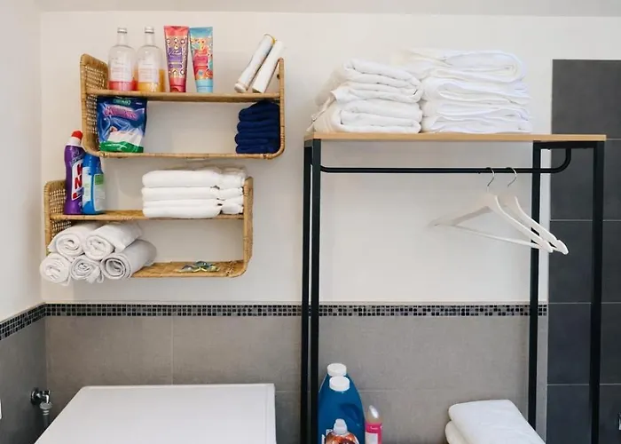 Mobydick, Central, Walk To The Beach, Private Parking Lägenhet Imperia